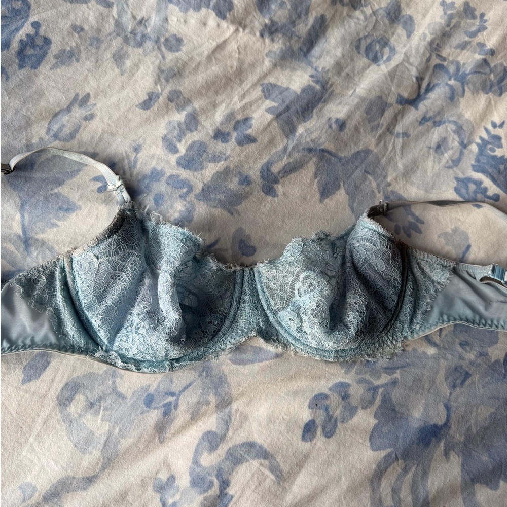 Light Blue Lace Underwire Bra VS